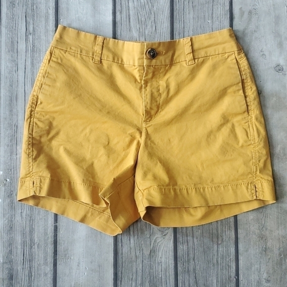 Old Navy Everyday Shorts Sz 0 - Picture 1 of 4